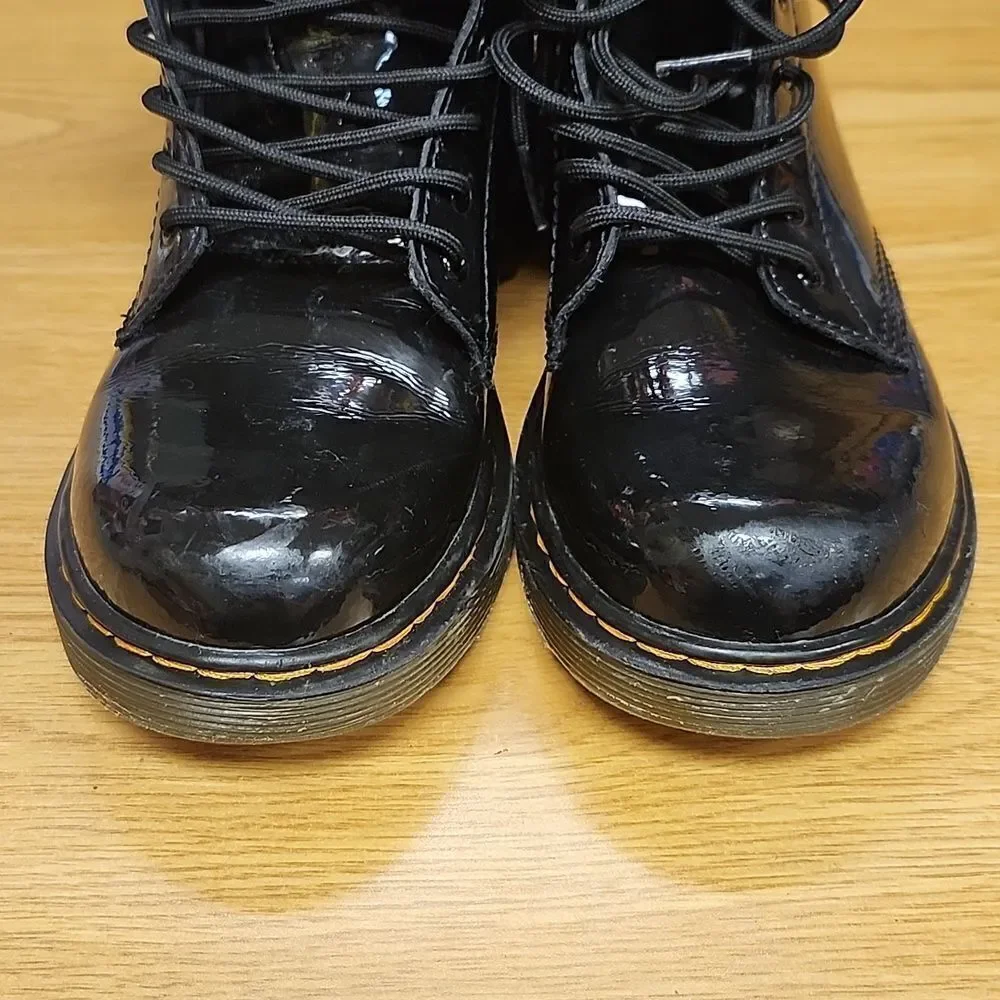 Doc Martens youth 3 combat boots
